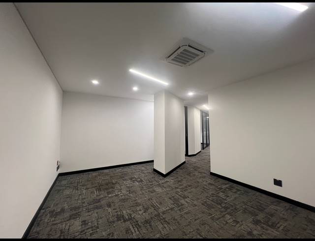 298M² OFFICE TO LET IN ILLOVO